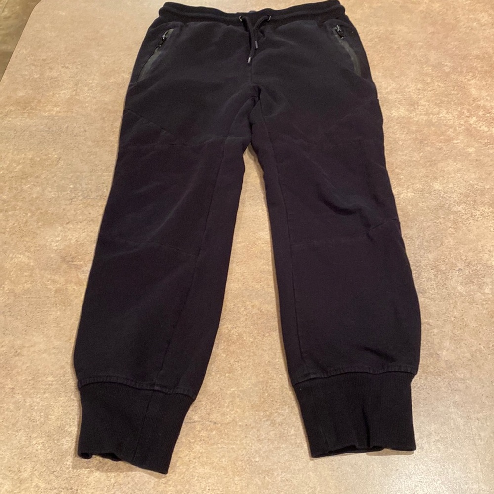 Boys Valor joggers size small
